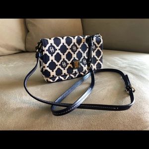 Dooney & Bourke Crossbody Bag